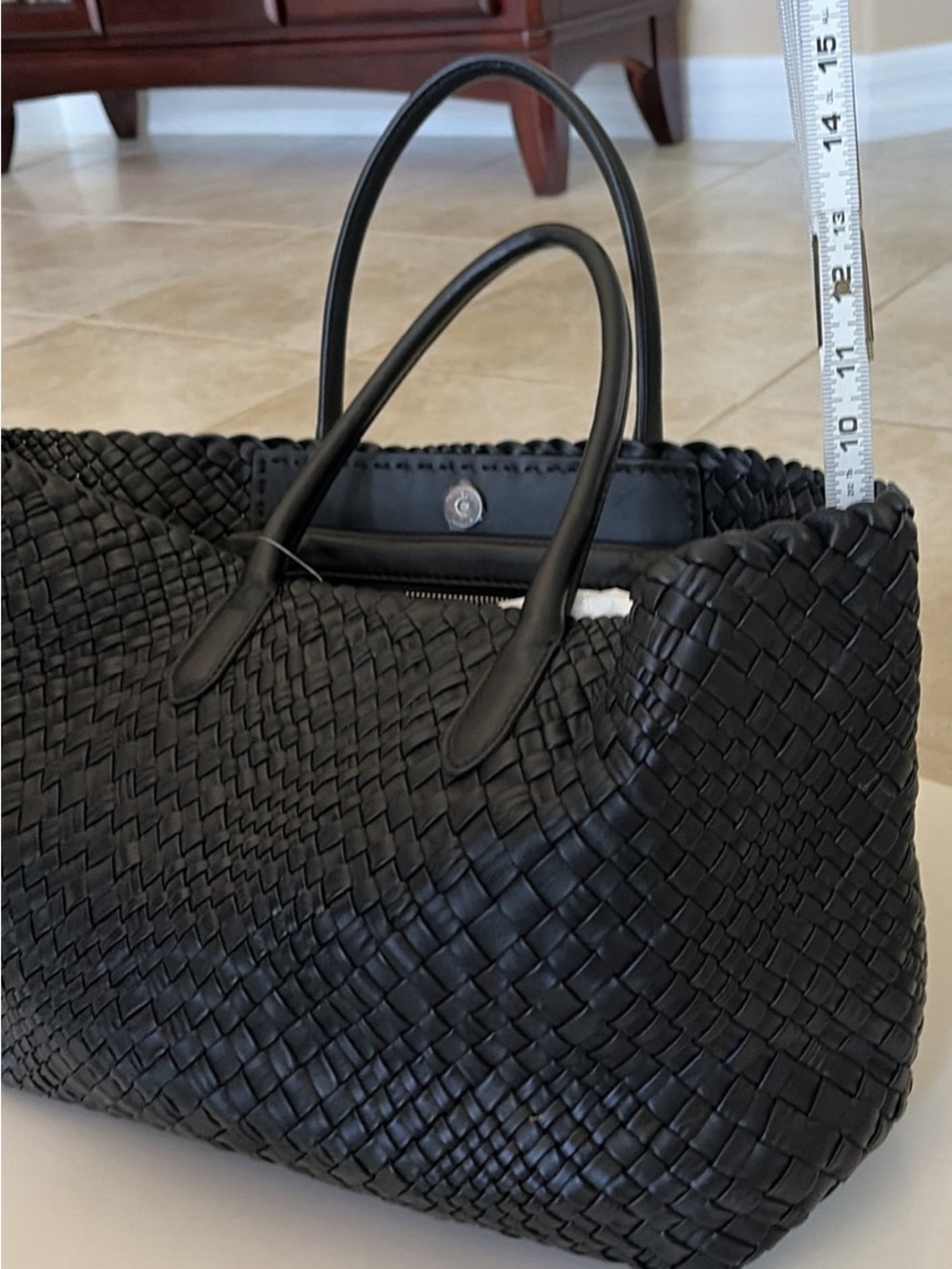 NWT Falor Women's Black Woven Leather Tote Bag with Top Handles - Picture 6 of 10